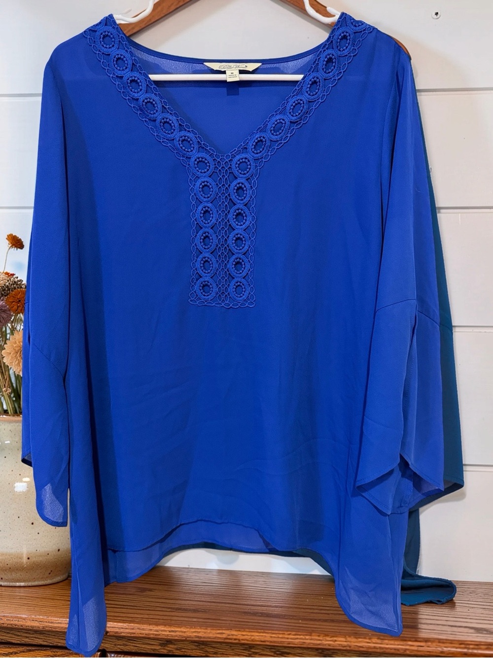 The Pioneer Woman Royal Blue Crochet Trim V-Neck Tunic Size Medium
